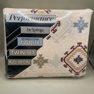 Vintage Performance by Springs 124 Thread Twilite Twin Sheet Set 4 Pc AZTEC NOS